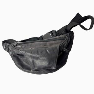 VTG Black Leather Fanny Pack Waist‎ Bag Bum Bag Pouch Belt Bag Hook and Loop